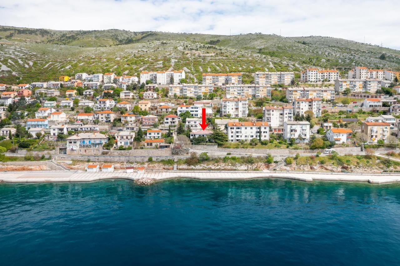 Apartments By The Beach Adela Senj Senj  Luaran gambar