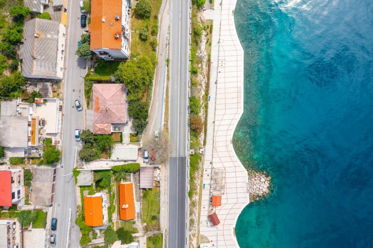 Apartments By The Beach Adela Senj Senj  Luaran gambar