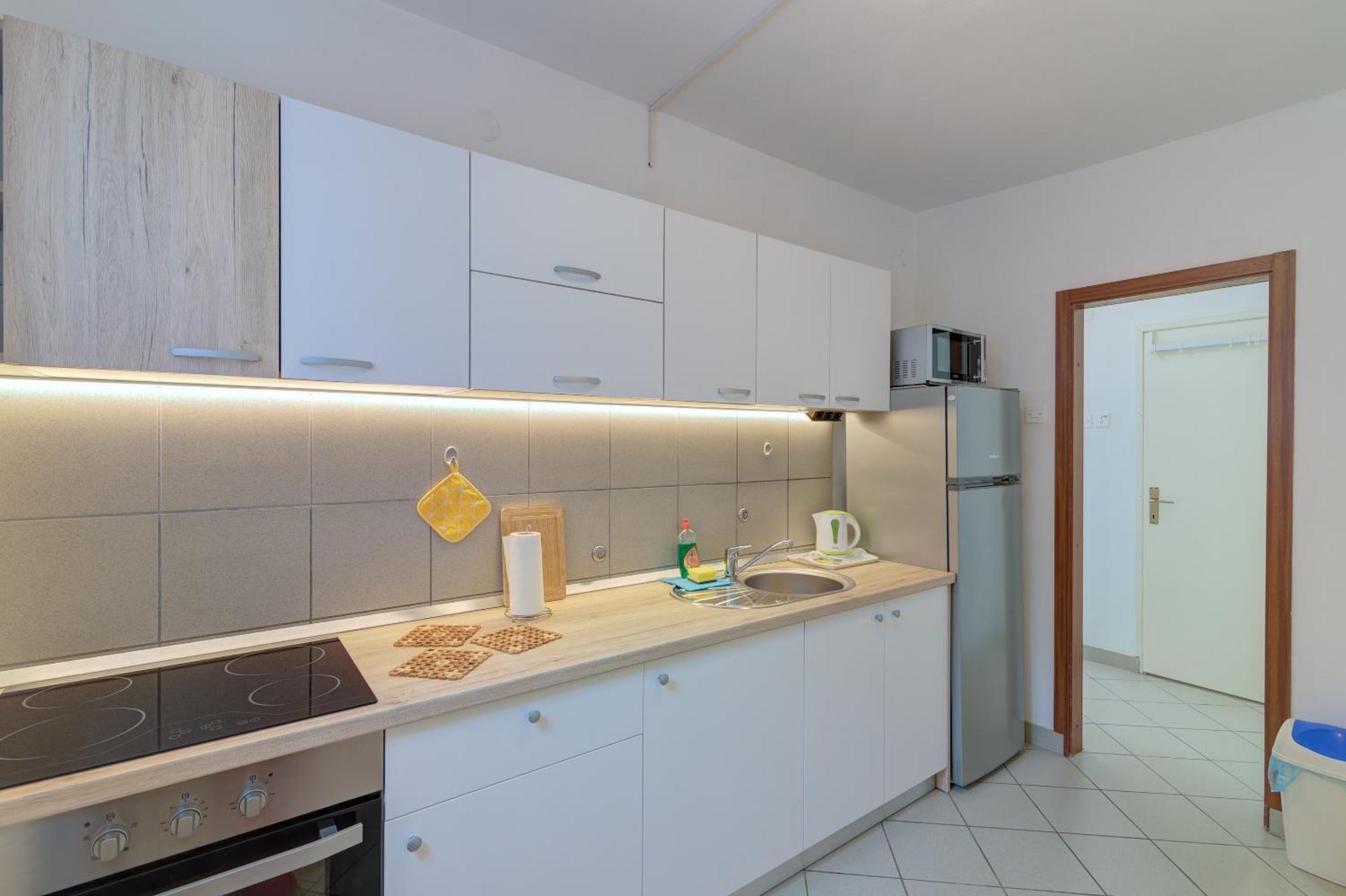 Apartments By The Beach Adela Senj Senj  Luaran gambar