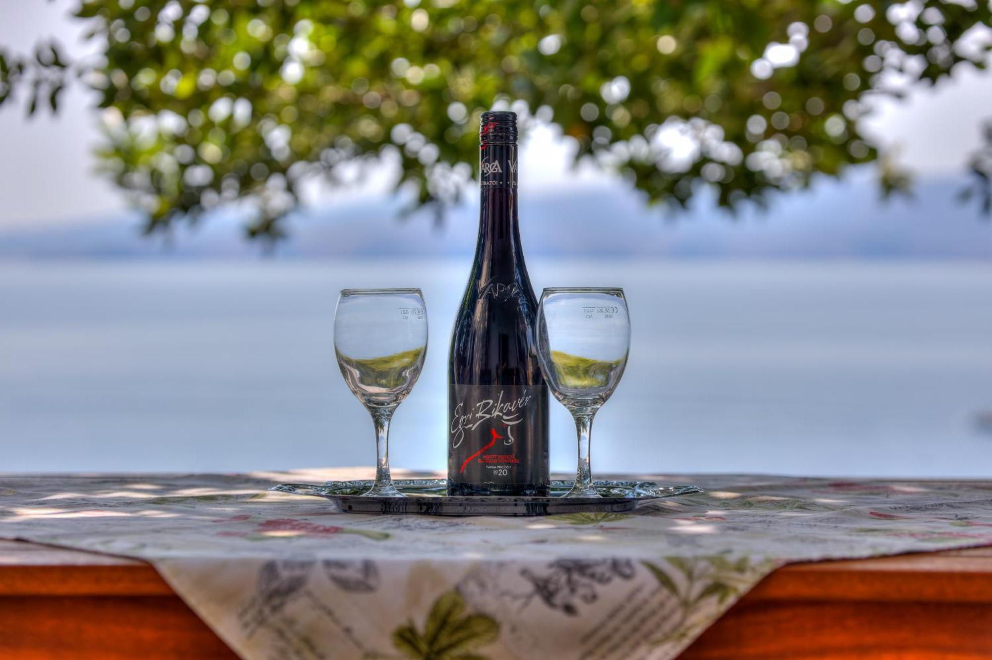 Apartments By The Beach Adela Senj Senj  Luaran gambar